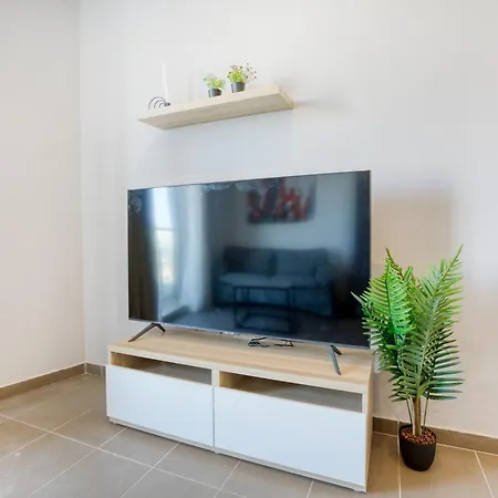 Apartment Gzira's Seashore Stayaway Close To Manuel Island