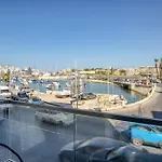 Gzira's Seashore Stayaway Close To Manuel Island アパート グジラ