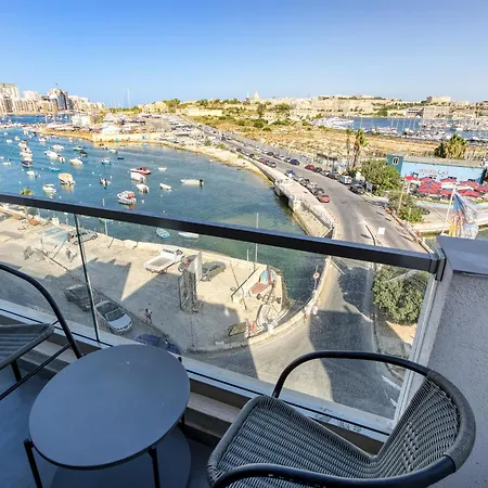 Gzira's Seashore Stayaway Close To Manuel Island דירה