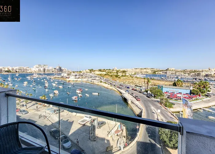 Gzira's Seashore Stayaway Close To Manuel Island Apartament