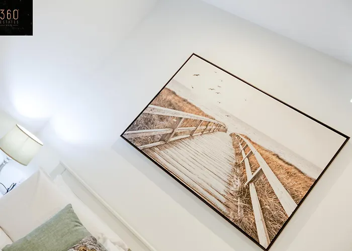 Gzira's Seashore Stayaway Close To Manuel Island Gzira